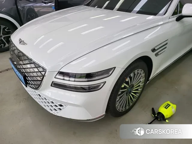 Genesis Electrified G80 (RG3) 2022 Белый из Кореи, фото 6