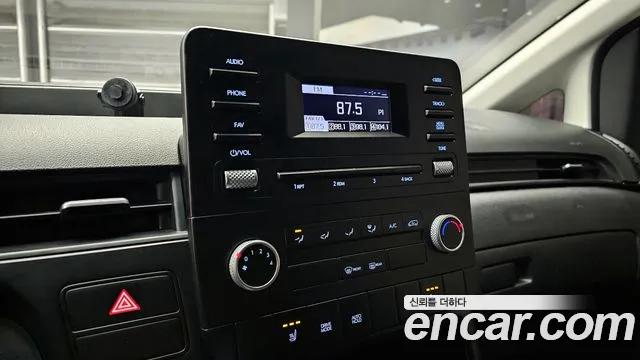 Hyundai Staria 2023 Белый из Кореи, фото 6