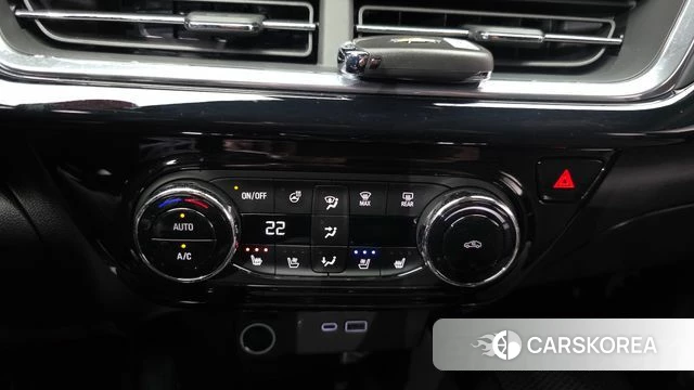 Chevrolet (GM Daewoo) Trax Crossover 2023 Белый из Кореи, фото 6