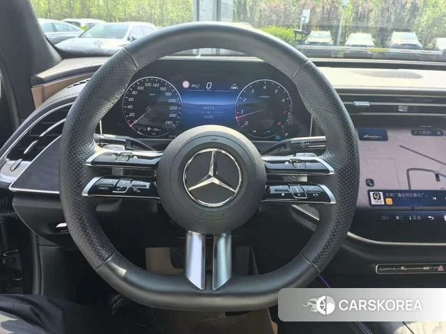 Mercedes-Benz E-class 2024 Черный из Китая, фото 6