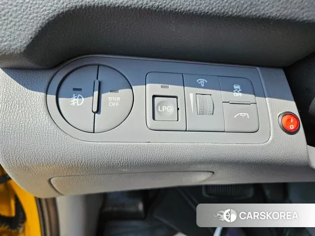 Hyundai The New Grand Starex 2019 Желтый из Кореи, фото 6