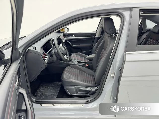 Volkswagen Lavida 2023 Темно-серый из Китая, фото 6