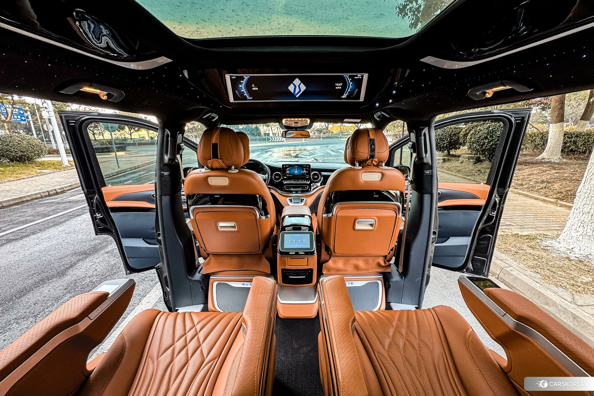Mercedes-Benz V-Class 2022 Черный из Китая, фото 6
