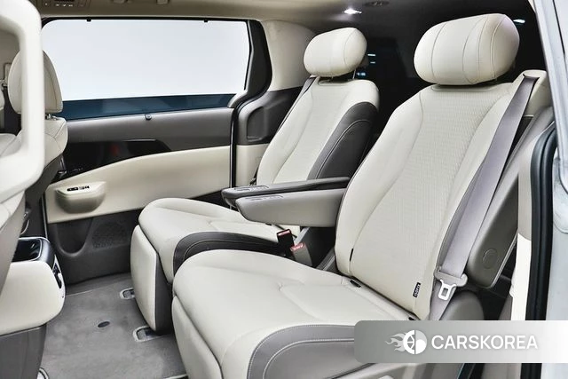 Kia The New Carnival 4th Generation 2025 Белый из Кореи, фото 6