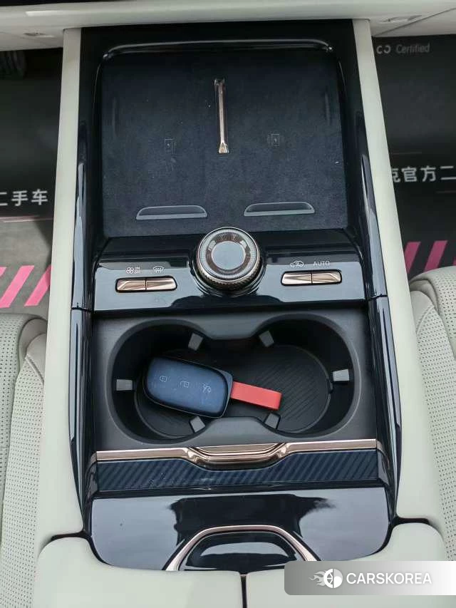Lynk 900 2026 Черный из Китая, фото 6