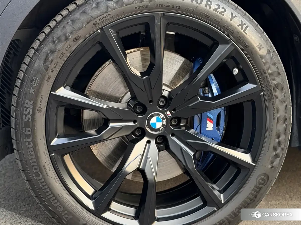 BMW X7 2023 Silver/gray из Китая, фото 6
