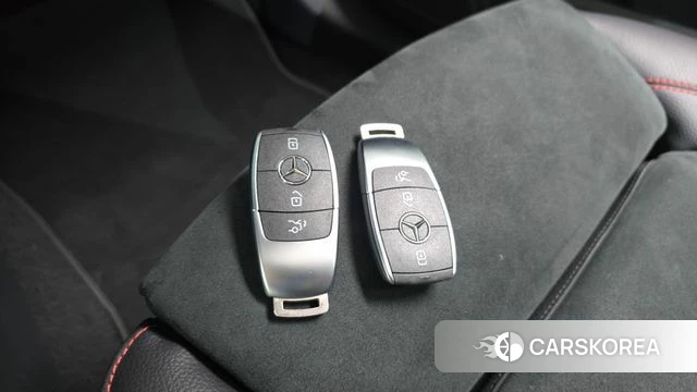 Mercedes-Benz GLB-Class X247 2022 Белый из Кореи, фото 6
