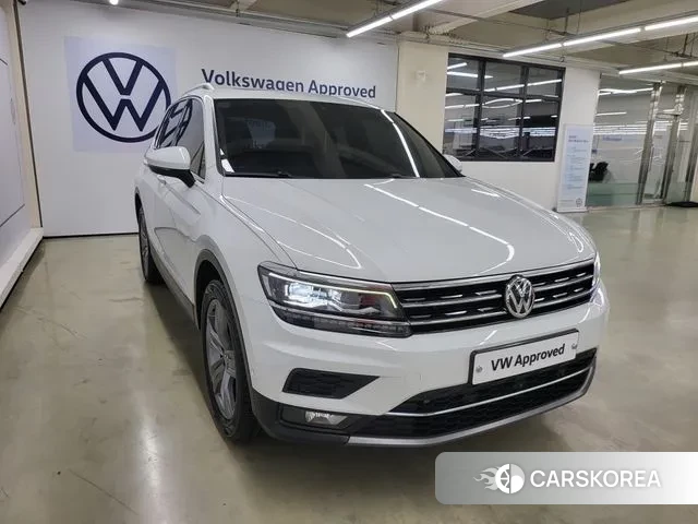Volkswagen Tiguan second Generation 2018 Белый из Кореи, фото 6