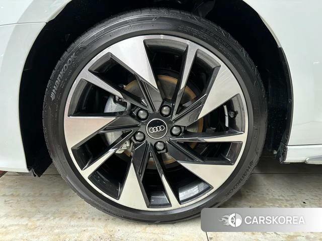 Audi A3 2023 Белый из Китая, фото 6