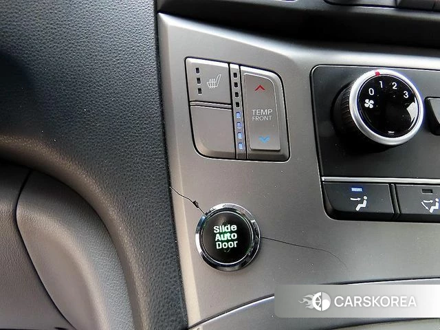 Hyundai The New Grand Starex 2018 Желтый из Кореи, фото 6