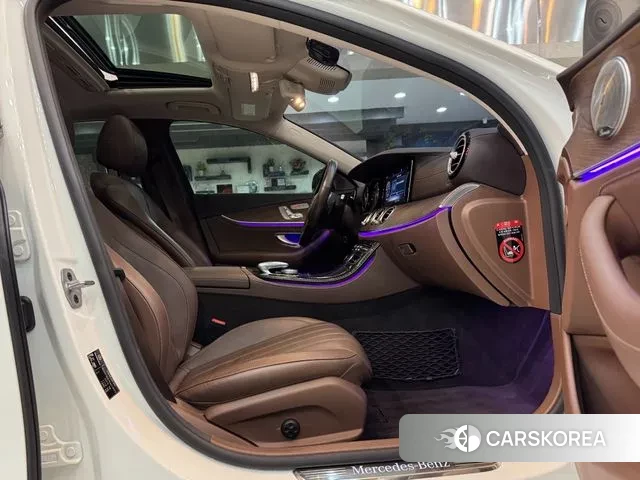 Mercedes-Benz E-Class W213 2019 Белый из Кореи, фото 6