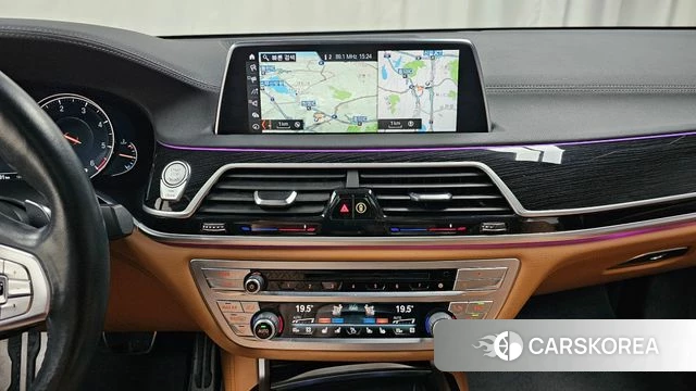 BMW 7 Series (G11) 2018 Белый из Кореи, фото 6