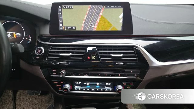 BMW 5 Series (G30) 2019 Черный из Кореи, фото 6