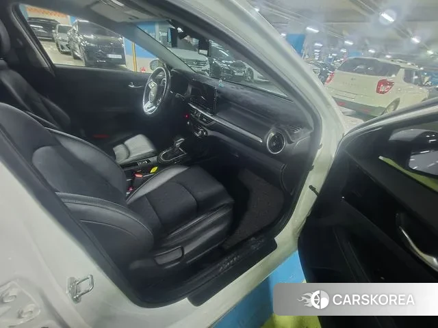 Kia Come New K3 2022 Белый из Кореи, фото 6