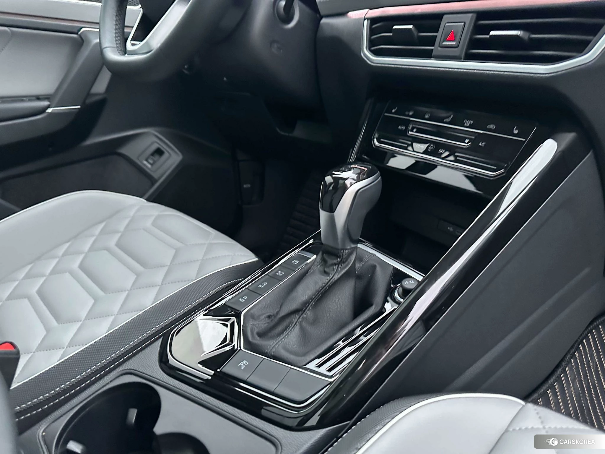 Volkswagen Tanyue 2023 Белый из Китая, фото 6
