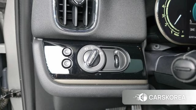 Mini Cooper Countryman 2023 Серебряный из Кореи, фото 6