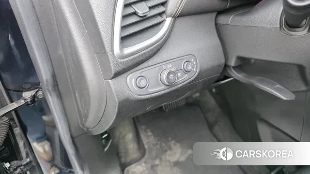 Chevrolet (GM Daewoo) The New Trax 2021 Синий из Кореи, фото 6