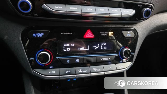 Hyundai Ionic Hybrid 2018 Белый из Кореи, фото 6