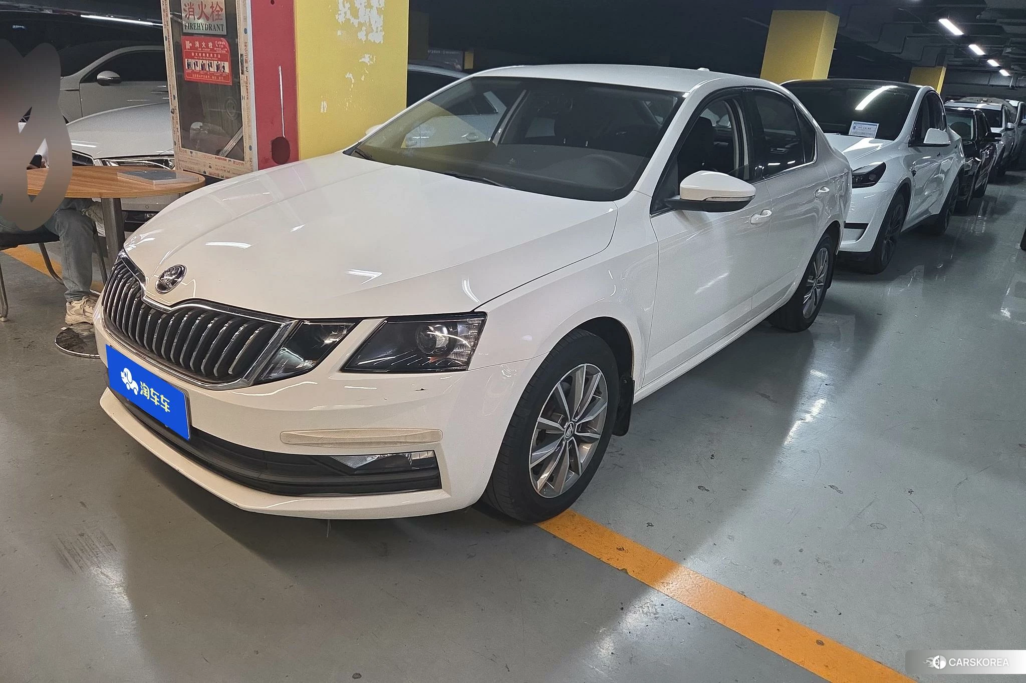 Skoda Octavia 2022 Белый из Китая, фото 6