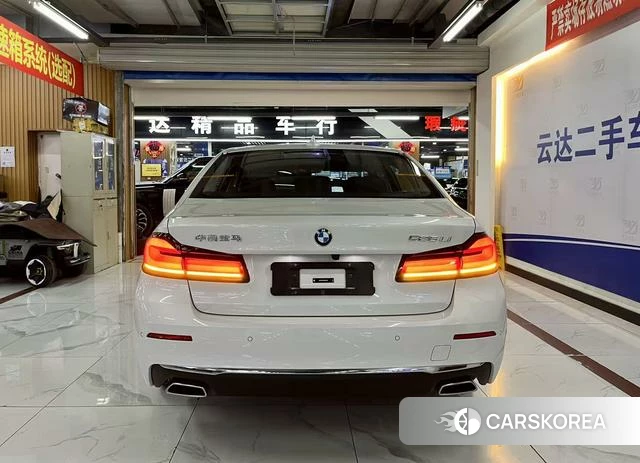 BMW 5 series 2024 Белый из Китая, фото 6