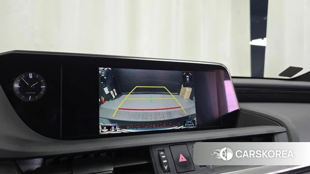 Lexus ES300h 7th generation 2021 Черный из Кореи, фото 6