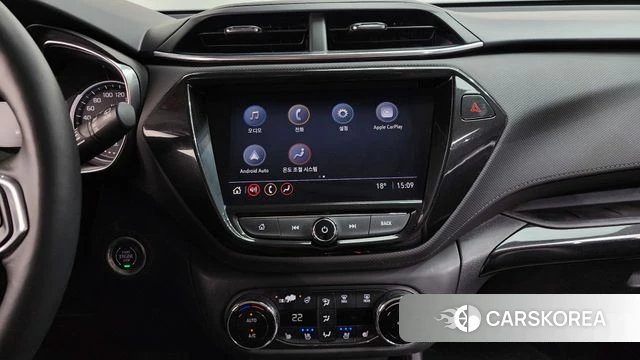 Chevrolet (GM Daewoo) Trailblazer 2021 Белый из Кореи, фото 6