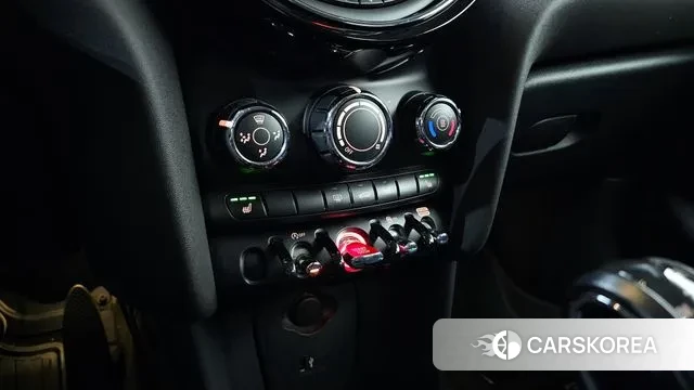 Mini Cooper 2019 Синий из Кореи, фото 6