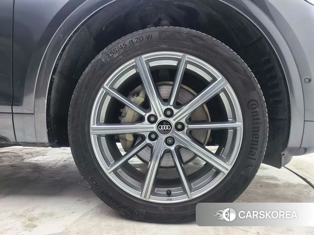Audi Q5L 2023 Черный из Китая, фото 6