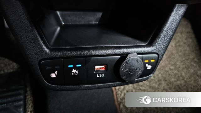 Kia The New Kia Ray EV 2023 Белый из Кореи, фото 6
