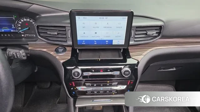 Ford Explorer 6th Generation 2022 Белый из Кореи, фото 6