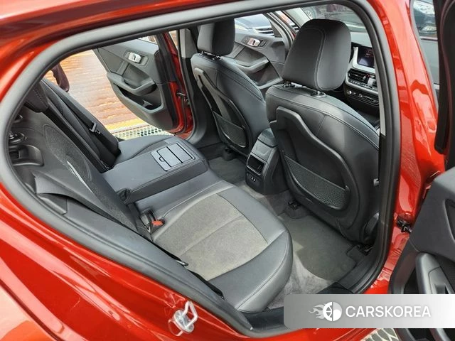 BMW 1 Series (F40) 2020 Красный из Кореи, фото 6