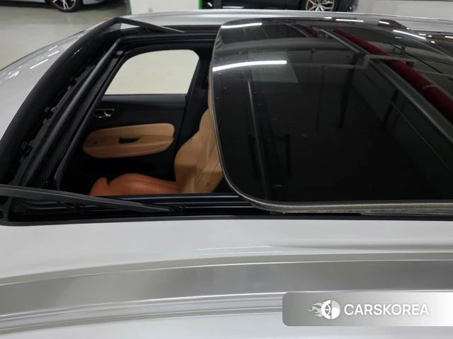 Volvo XC60 second Generation 2020 Белый из Кореи, фото 6