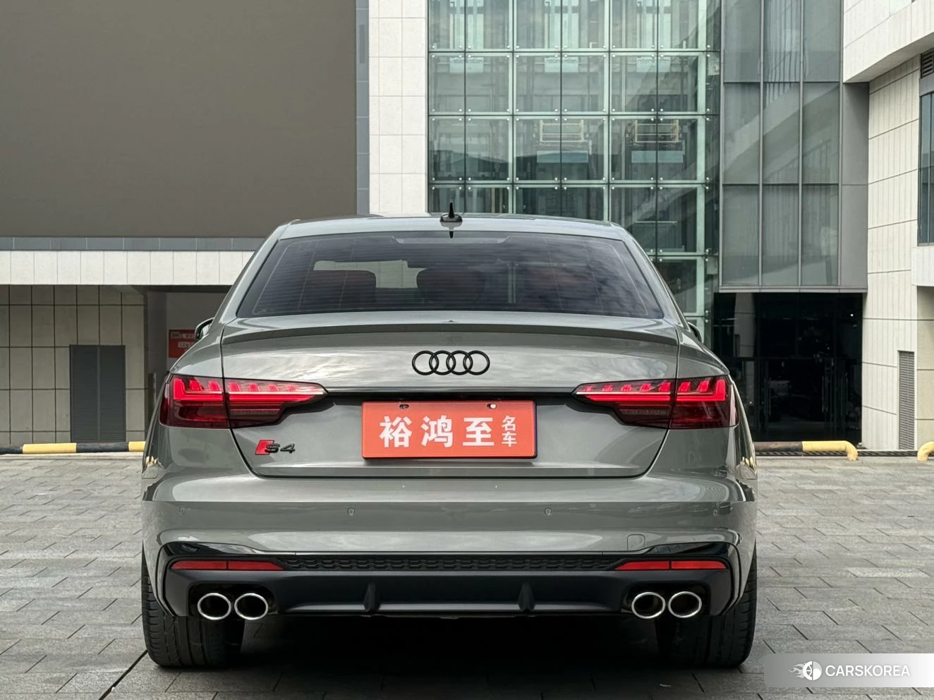 Audi S4 2022 Темно-серый из Китая, фото 6