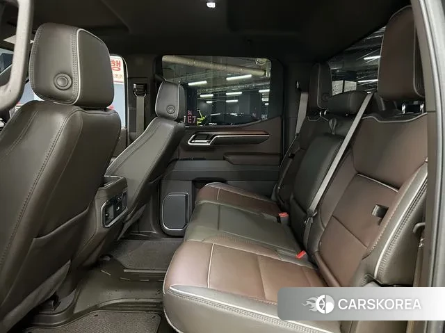 GMC Sierra 2025 Черный из Кореи, фото 6