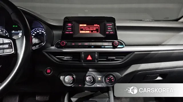 Kia The New K3 2nd generation 2022 Белый из Кореи, фото 6