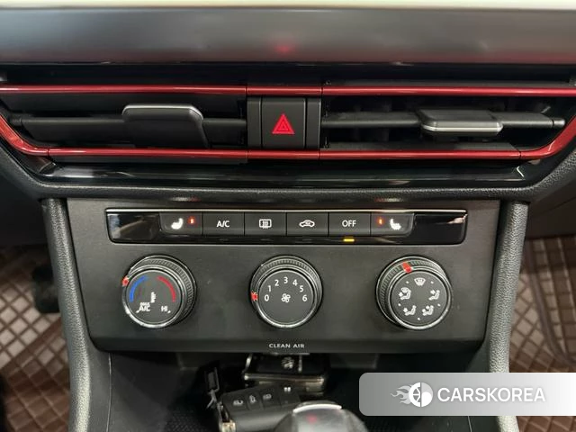 Volkswagen Lavida 2023 Белый из Китая, фото 6