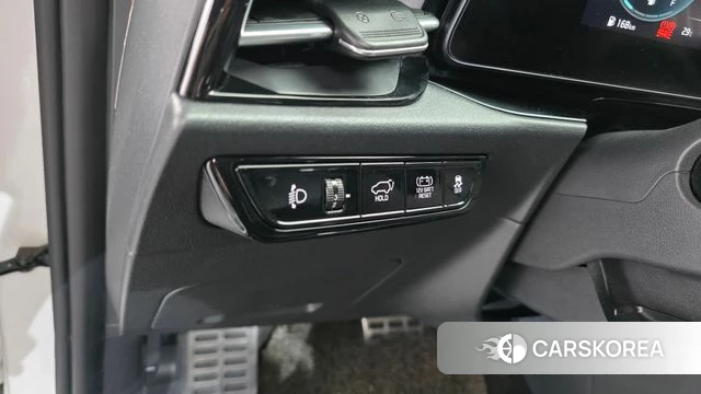 Kia Di Ol Nu Niro 2022 Белый из Кореи, фото 6
