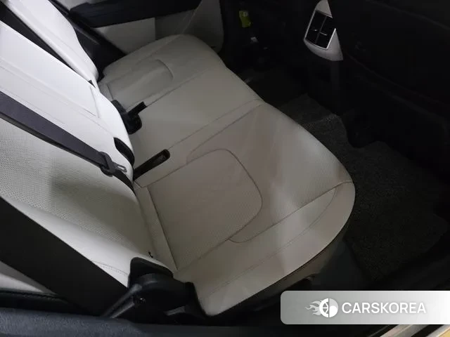 Kia Sportage 5th Generation 2024 Белый из Кореи, фото 6