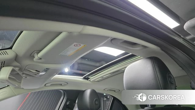 Mercedes-Benz C-Class W205 2018 Белый из Кореи, фото 6