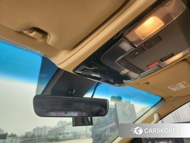 Hyundai Staria 2025 Белый из Кореи, фото 6