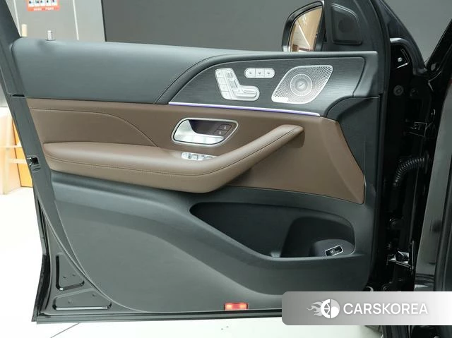 Mercedes-Benz GLE (import) 2024 Черный из Китая, фото 6