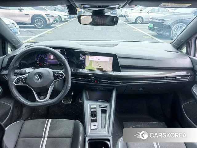 Volkswagen Golf 2023 Серебристо-серый из Китая, фото 6