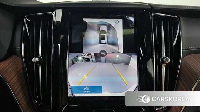 Volvo XC60 second Generation 2025 Белый из Кореи, фото 6
