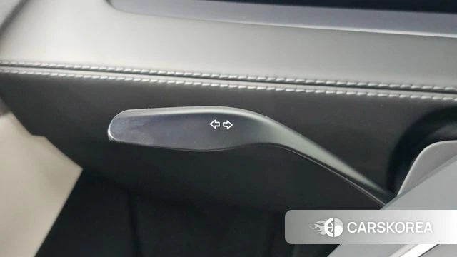 Tesla Model Y 2025 Серый из Кореи, фото 6