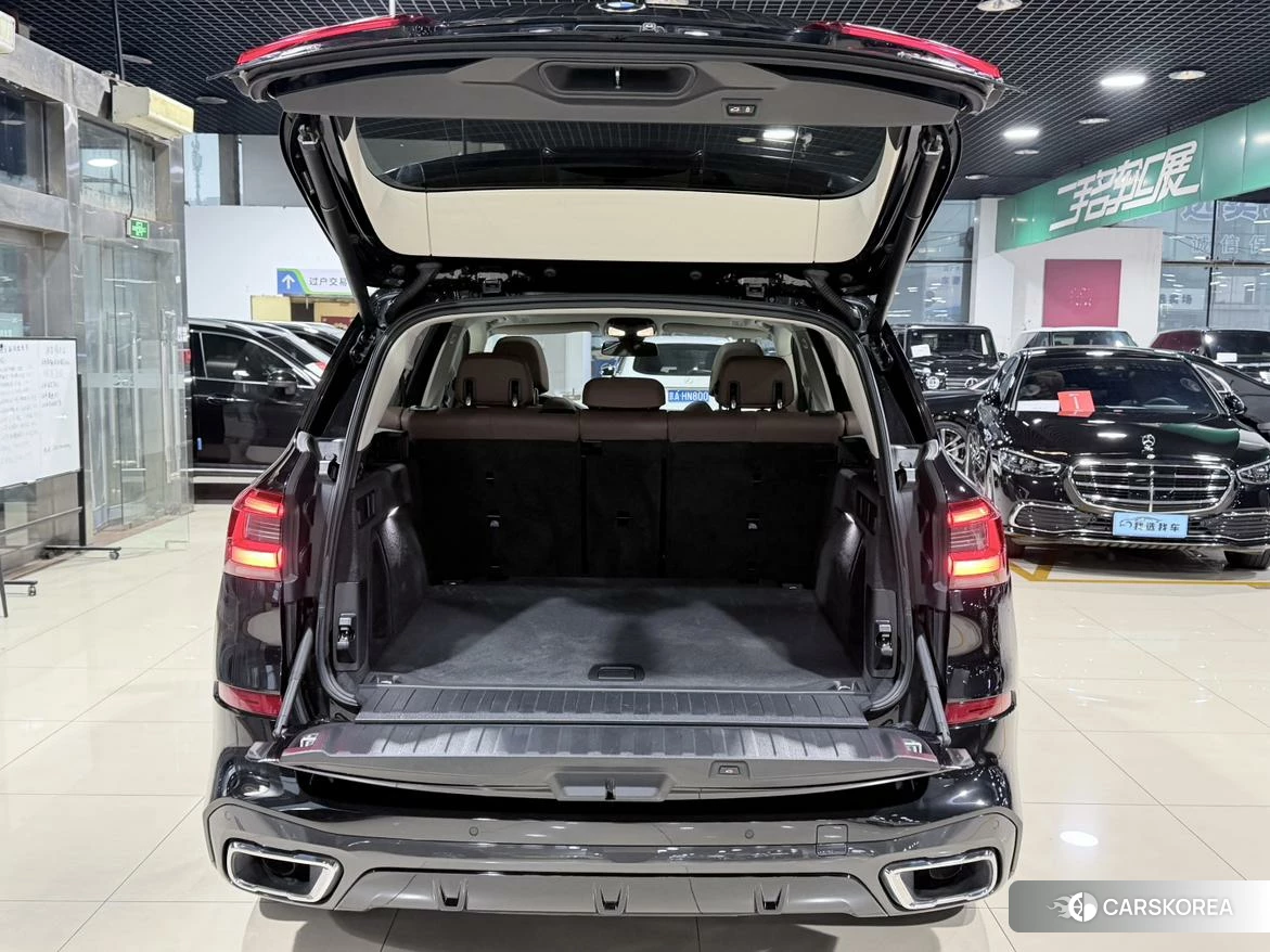 BMW X5 (imported) 2021 Черный из Китая, фото 6