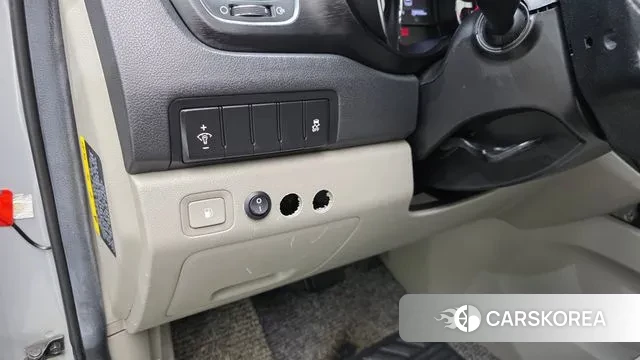 Kia The New Carnival 2018 Желтый из Кореи, фото 6