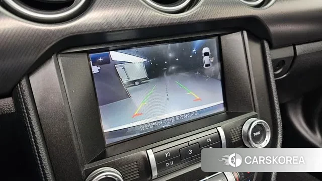 Ford Mustang 2021 Белый из Кореи, фото 6