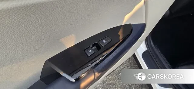 Kia Sportage 5th Generation 2021 Белый из Кореи, фото 6