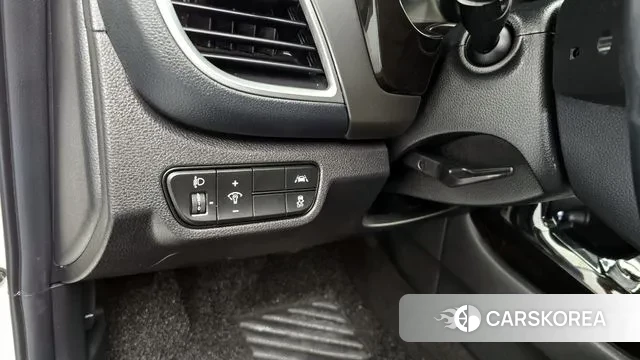 Kia Seltos 2022 Белый из Кореи, фото 6