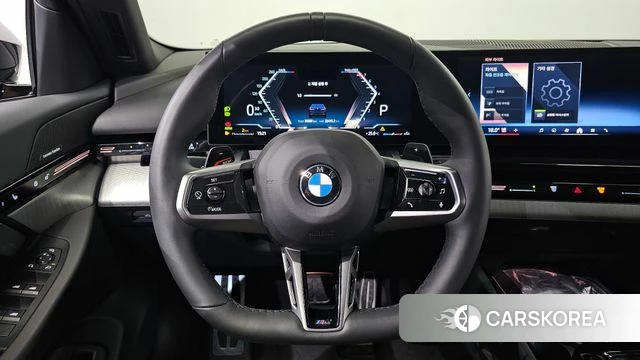 BMW 5 Series (G60) 2024 Черный из Кореи, фото 6